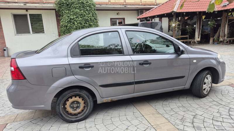 Chevrolet Aveo 