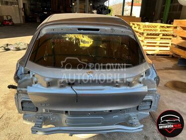 HAUBA ZADNJA za Peugeot 208