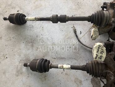 Poluosovina leva i desna za Hyundai i30 od 2007. do 2012. god.