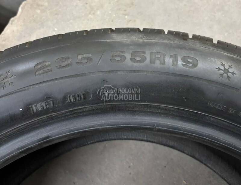 Dunlop 235/55 R19 Zimska