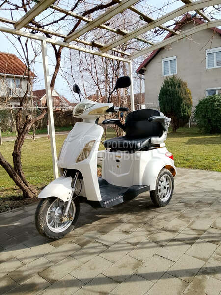 Access Motor Trocikl