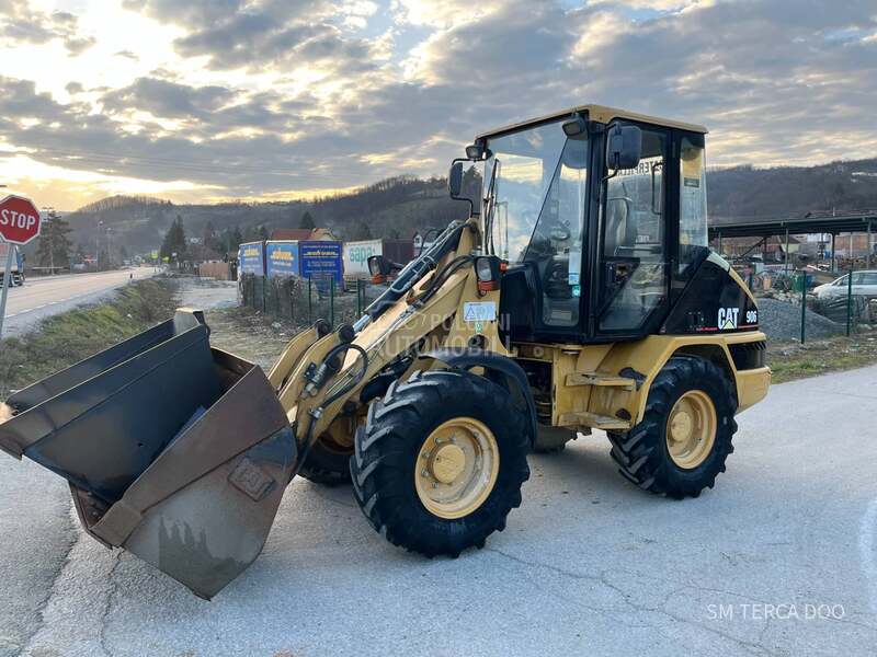 CAT 906