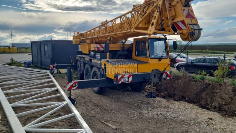 Liebherr LTM 1040