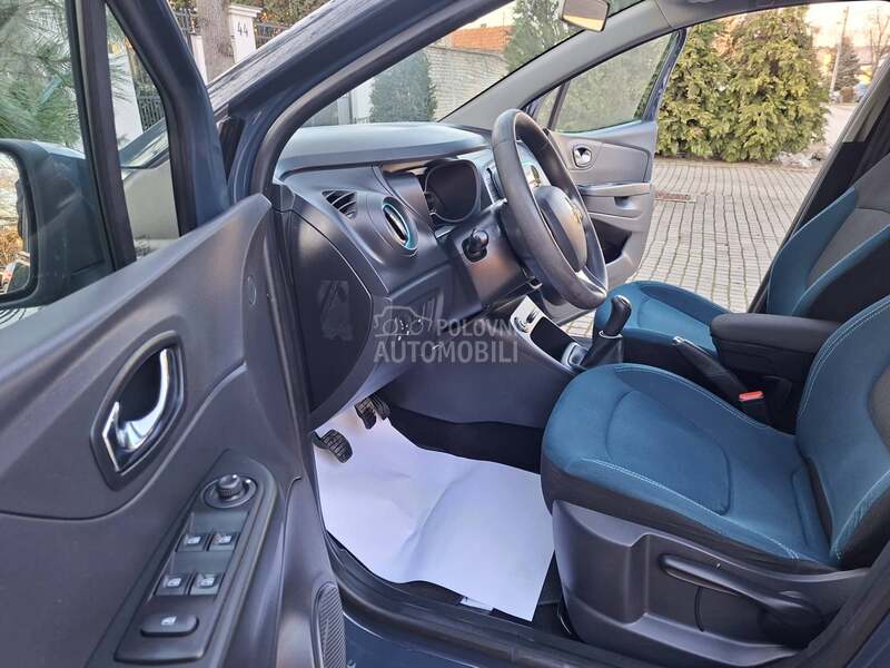 Renault Captur 0.9 TCE  VEL. SERV