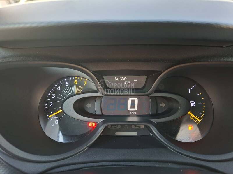 Renault Captur 0.9 TCE  VEL. SERV