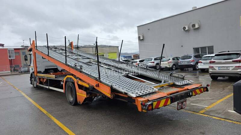 Renault MIDLUM dva kamiona