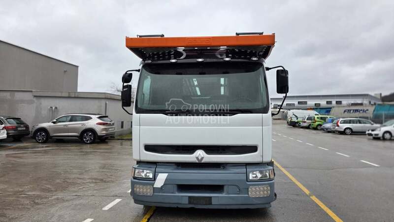 Renault MIDLUM dva kamiona