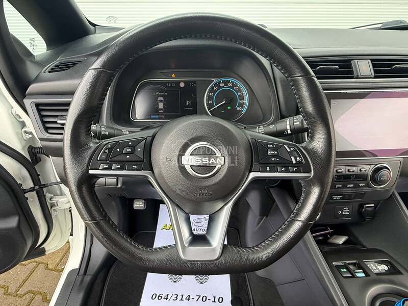 Nissan Leaf ACENTA 6 2 K W