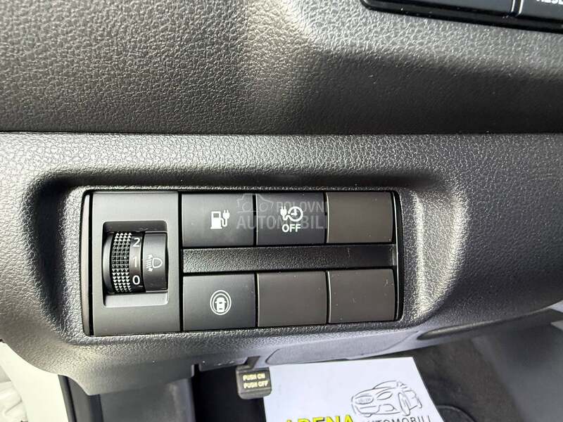 Nissan Leaf ACENTA 6 2 K W