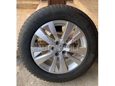 Continental 215/65 R17 Zimska