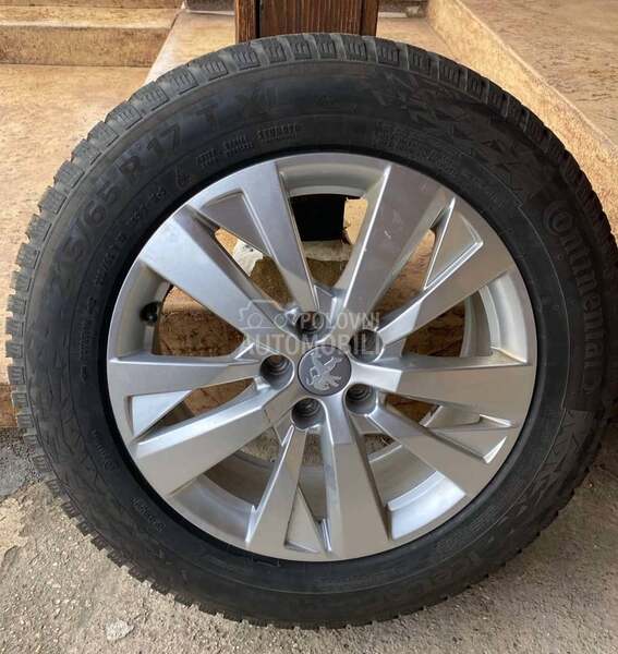 Continental 215/65 R17 Zimska