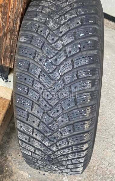 Continental 215/65 R17 Zimska