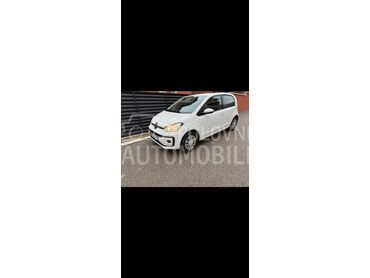 Volkswagen up! 