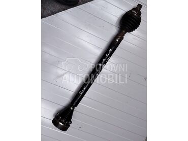 Desna poluosovina za Audi A3