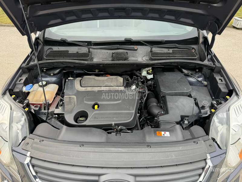 Ford Kuga 2.0tdci titanium a/m