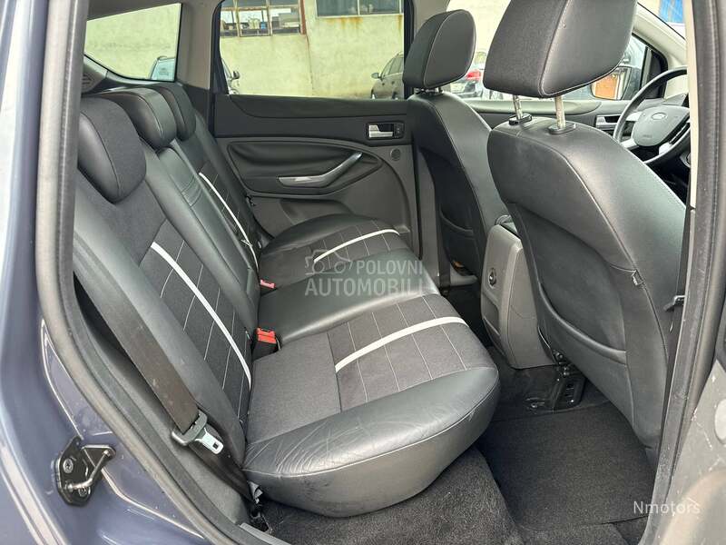 Ford Kuga 2.0tdci titanium a/m