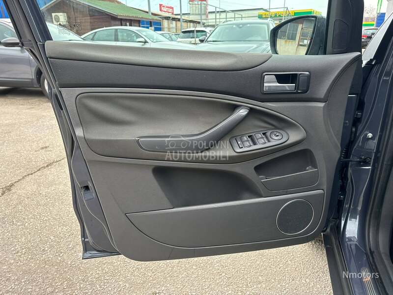 Ford Kuga 2.0tdci titanium a/m