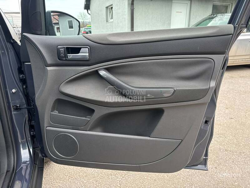 Ford Kuga 2.0tdci titanium a/m