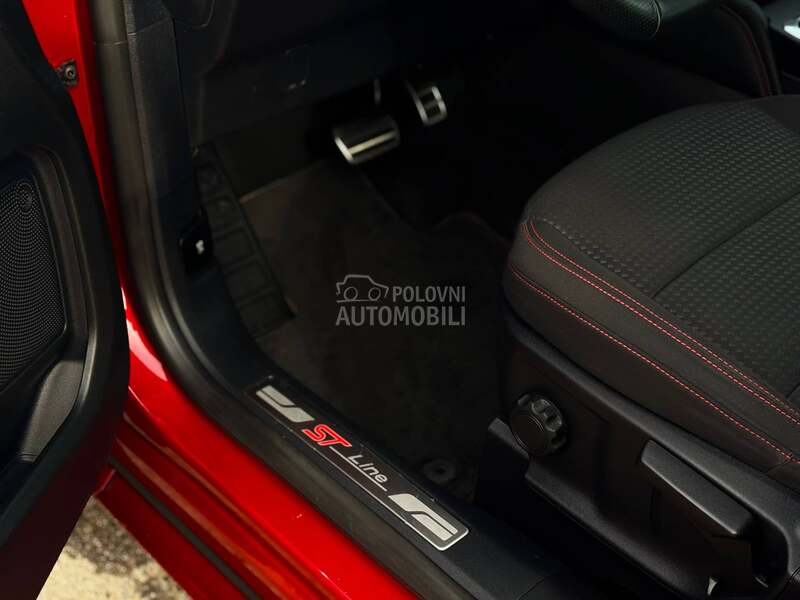 Ford Kuga 2.0TDCI ST LINE/4x4