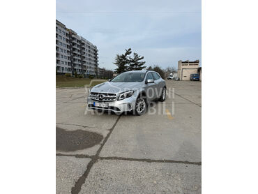 Mercedes Benz GLA 200 