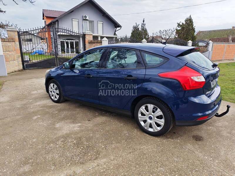 Ford Focus 1.0 B