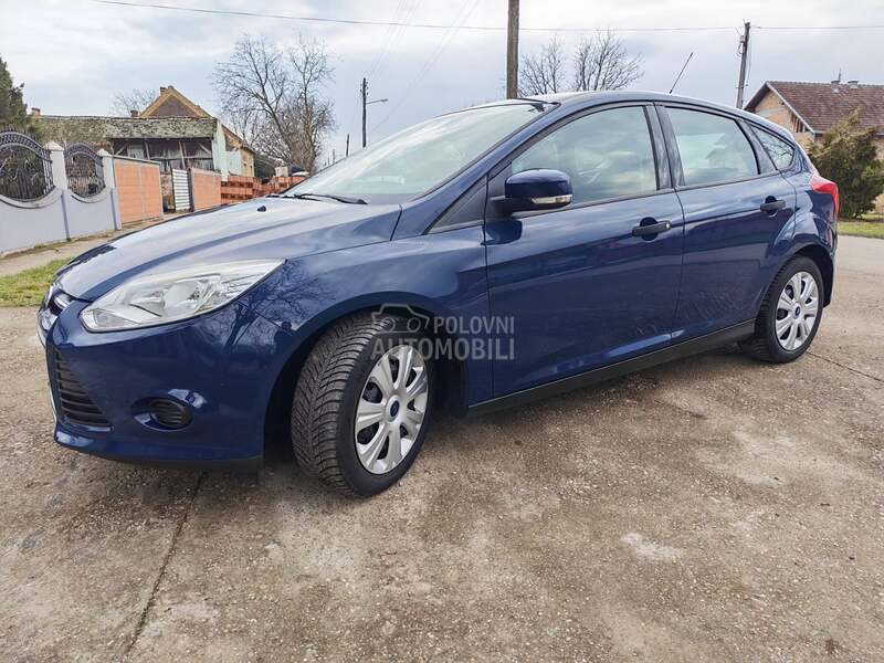 Ford Focus 1.0 B