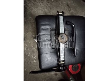 Dizalica i kljuc za Mercedes Benz 