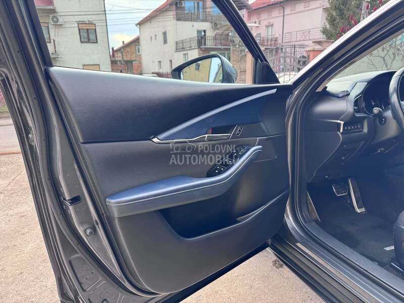 Mazda CX-30 4x4/MATRIX