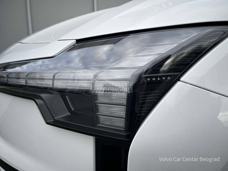 Volvo EX30 Plus Extended Range