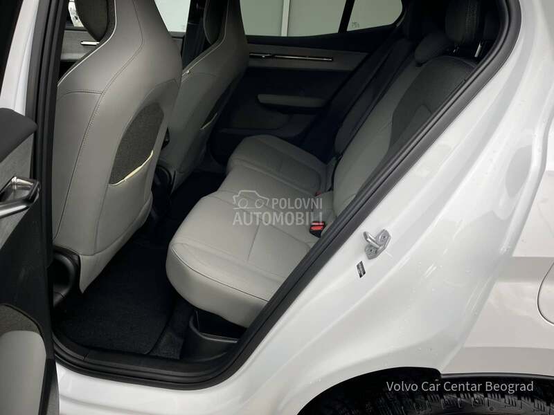 Volvo EX30 Plus Extended Range