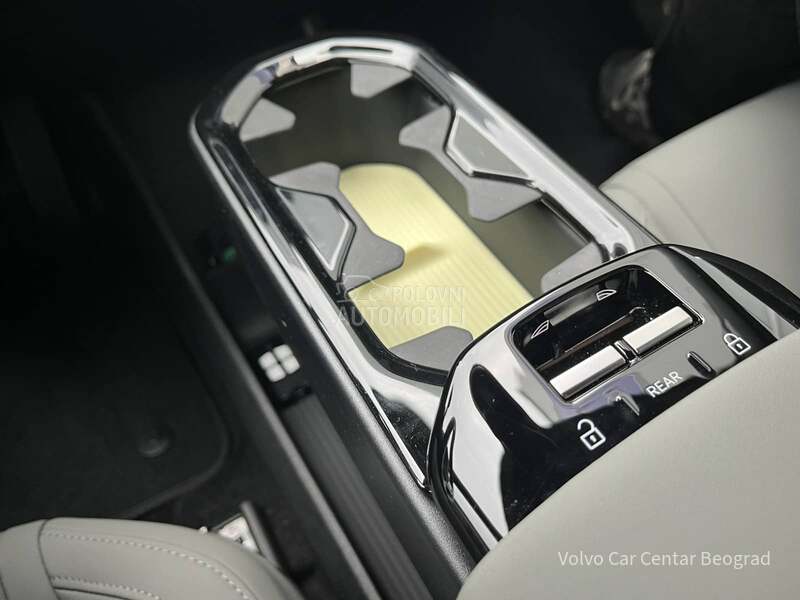 Volvo EX30 Plus Extended Range