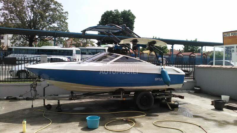 Bayliner 175 i PRIKOLICA UZ GLISER