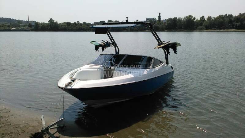 Bayliner 175 i PRIKOLICA UZ GLISER