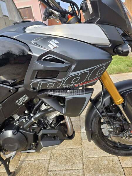 Suzuki V Strom 1000
