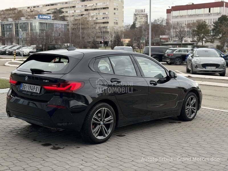 BMW 118 i Sportline