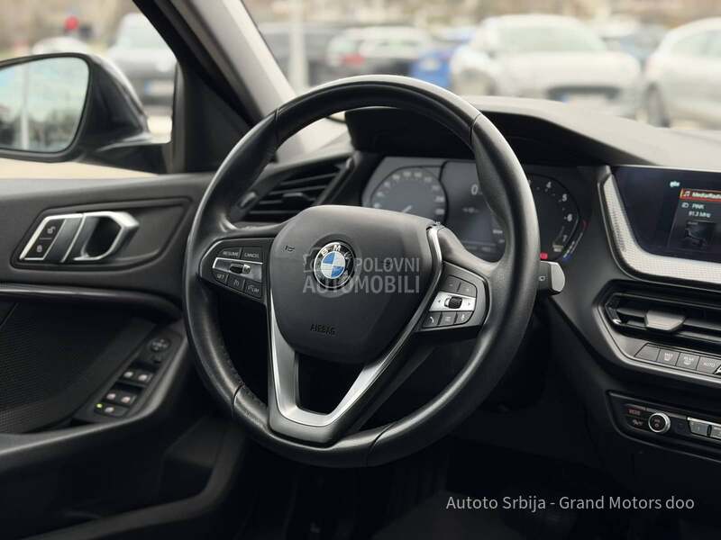 BMW 118 i Sportline