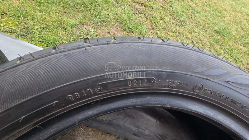Dunlop 215/50 R17 Letnja