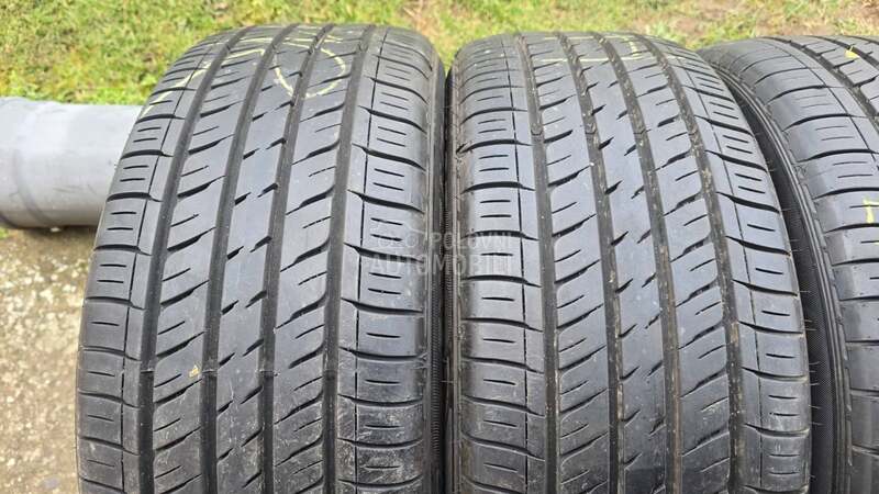 Dunlop 215/50 R17 Letnja