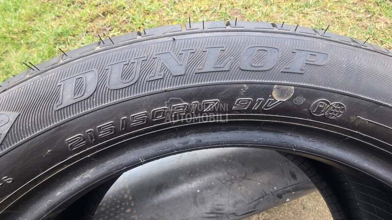 Dunlop 215/50 R17 Letnja