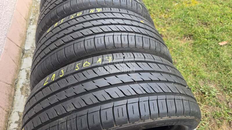 Dunlop 215/50 R17 Letnja