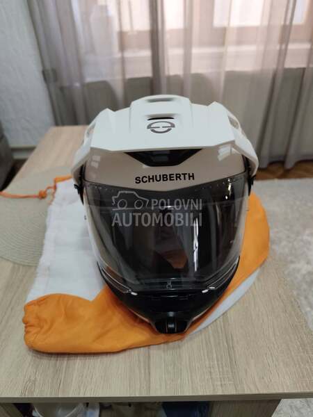 Schuberth E1 Adventure