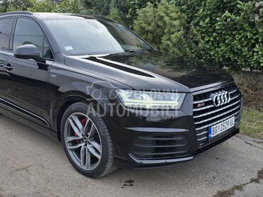 Audi SQ7 Black Edition
