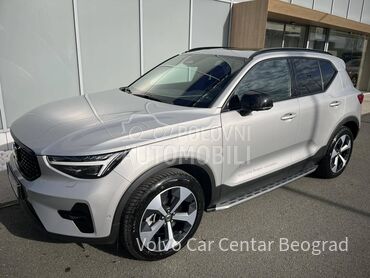 Volvo XC40 B3 Plus Dark