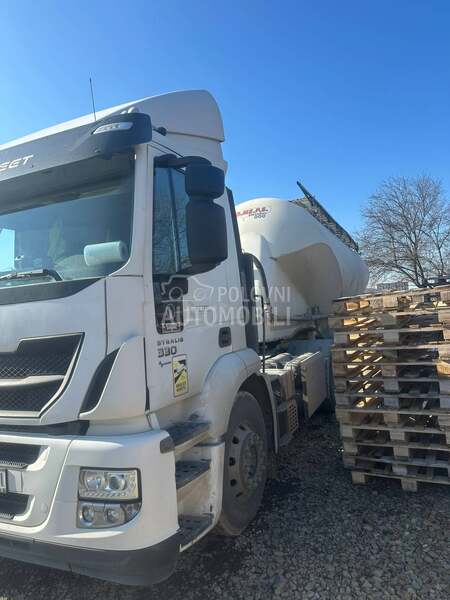 Iveco 330 KS Metan