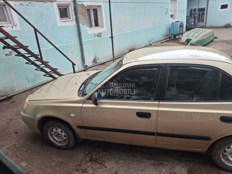 Hyundai Accent 