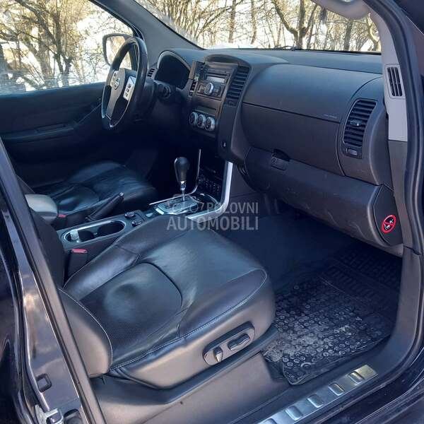 Nissan Pathfinder 