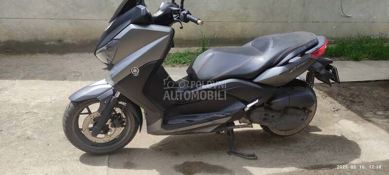 Yamaha X max 125