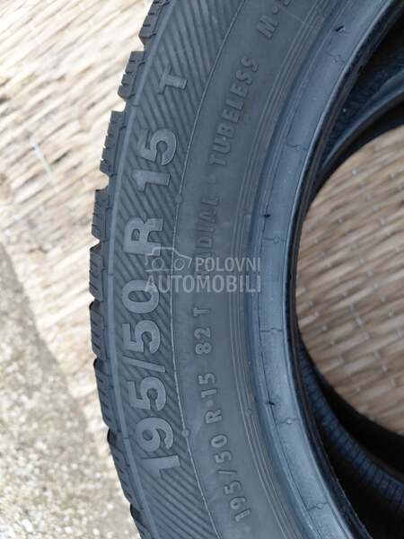 Barum 195/50 R15 Zimska
