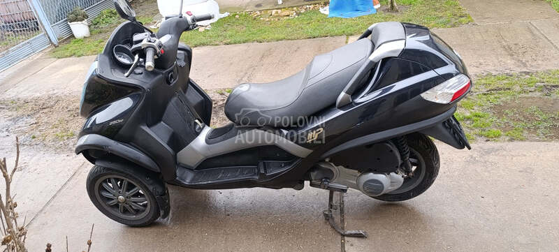 Piaggio MP3 250 RL