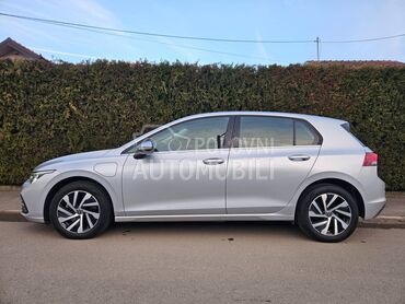 Volkswagen Golf 8 e Hybrid STYLE